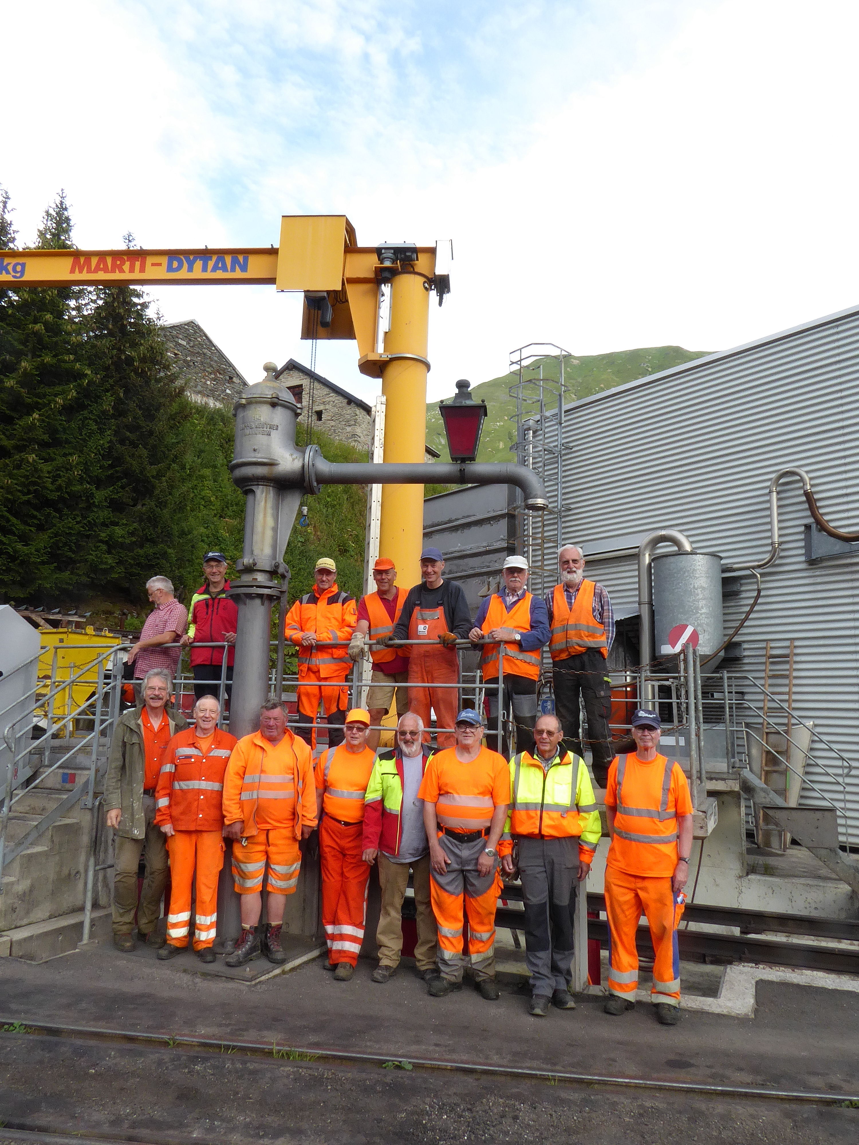 Arbeitsgruppe beim Morgenappell